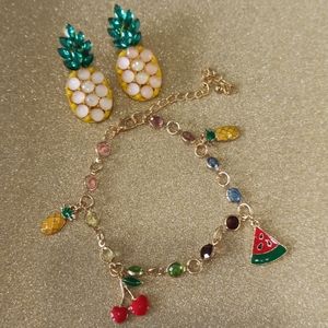 Earrings and bracelet set